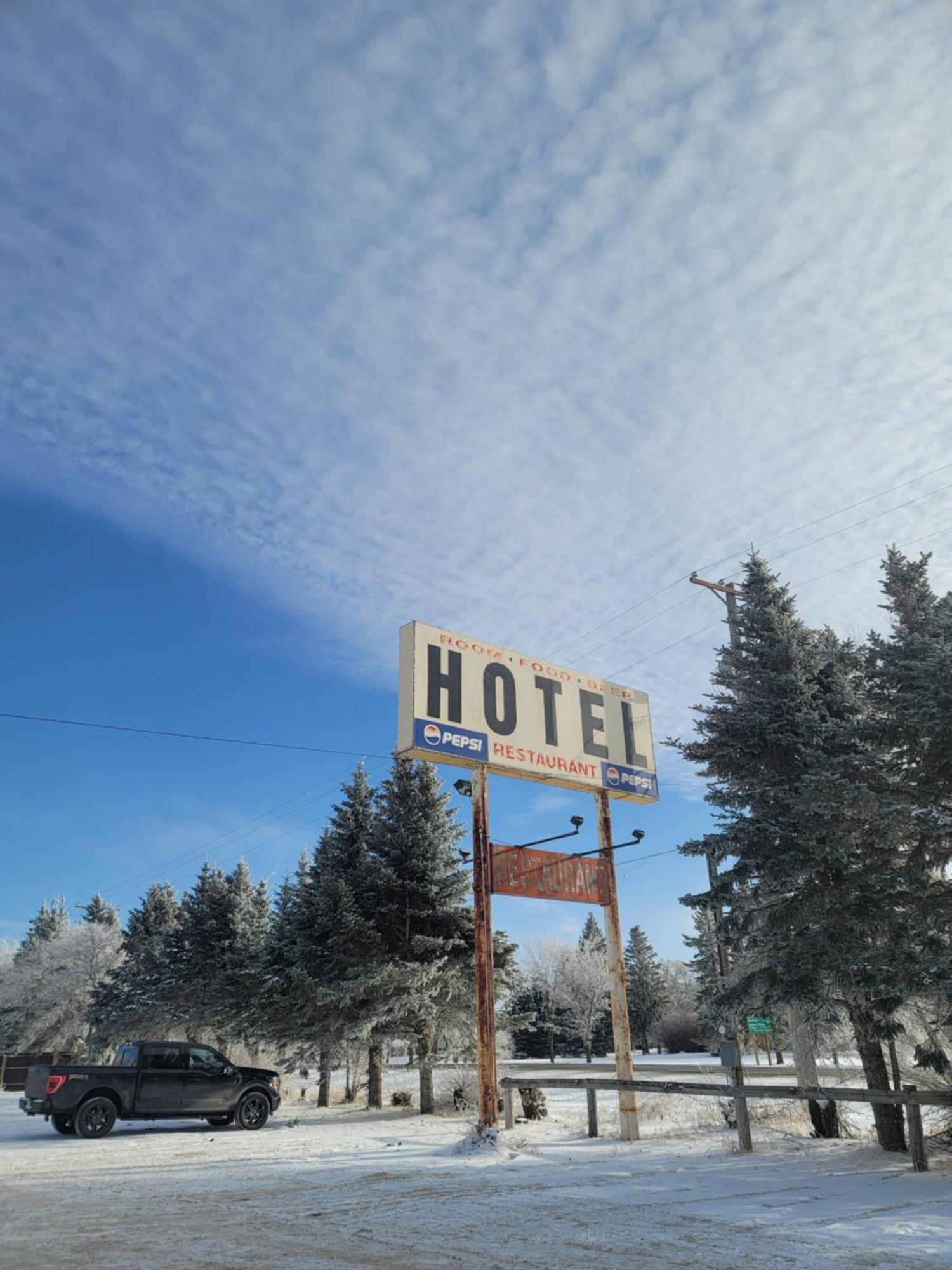 Rosthern hotel Exteriér fotografie